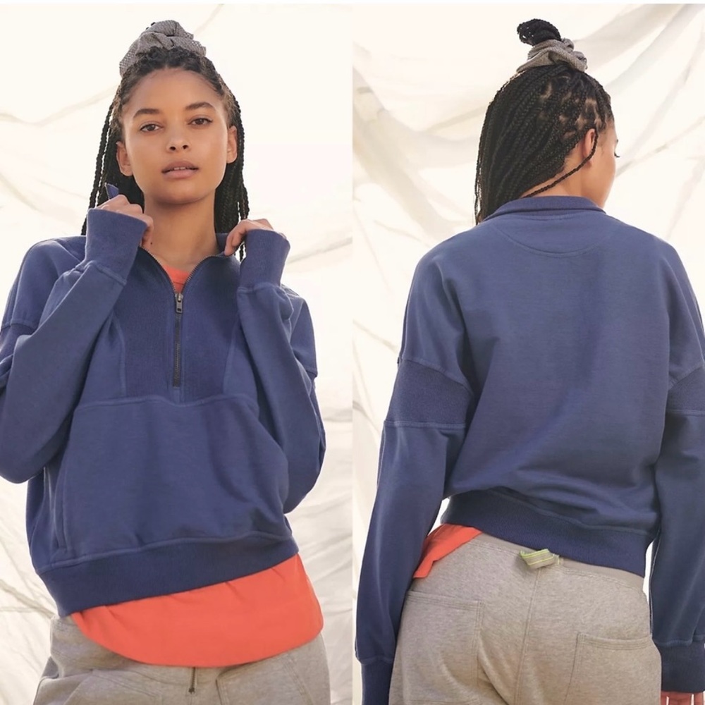 Free People Movement Adeline
Pullover in Moroccan Blue